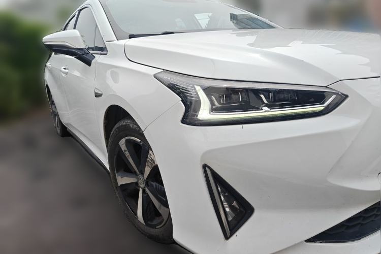 Used GAC Group Toyota iA5 2019 Leading Edition Front Right 45 Deg