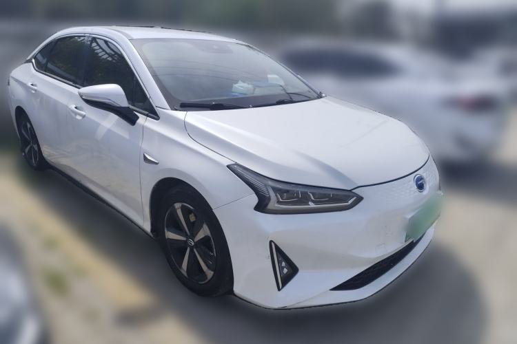 Used GAC Group Toyota iA5 2019 Leading Edition Front Right 45 Deg
