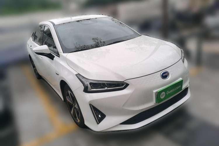 Used GAC Group Toyota iA5 2019 Leading Edition Front Right 45 Deg