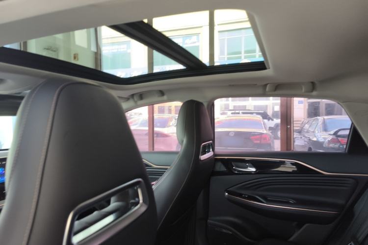 Used GAC Group Toyota iA5 2019 Luxury Edition Headliner