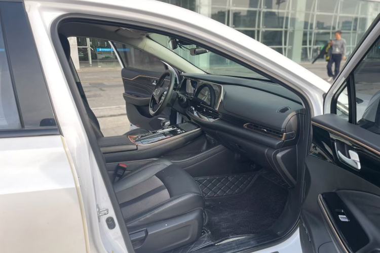 Used GAC Group Toyota iA5 2019 Leading Edition Interior 2