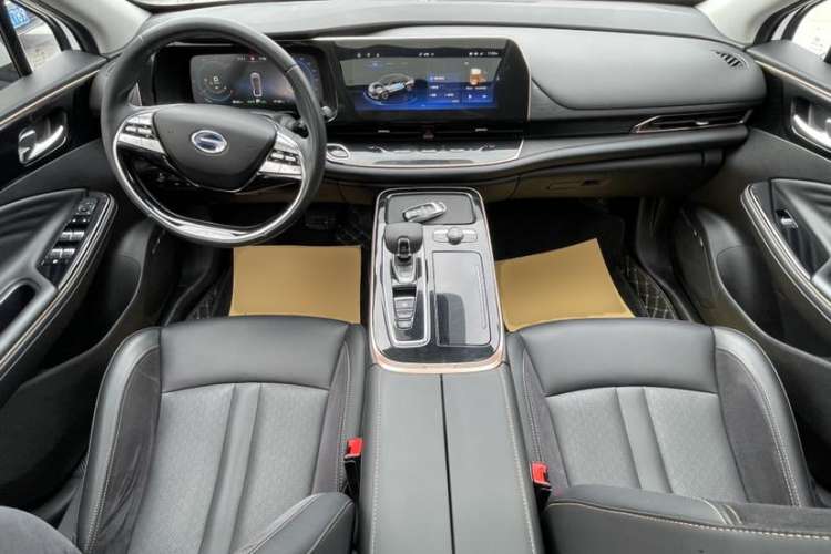 Used GAC Group Toyota iA5 2019 Luxury Edition Interior 3