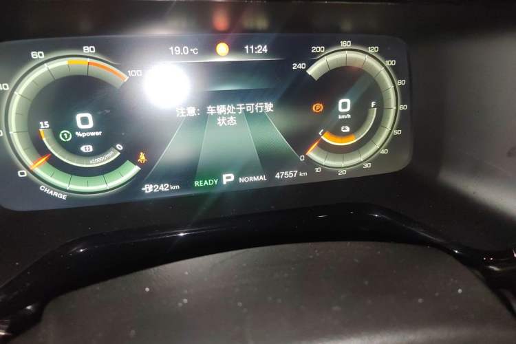 Used GAC Group Toyota iA5 2019 Luxury Edition Odometer Close Up