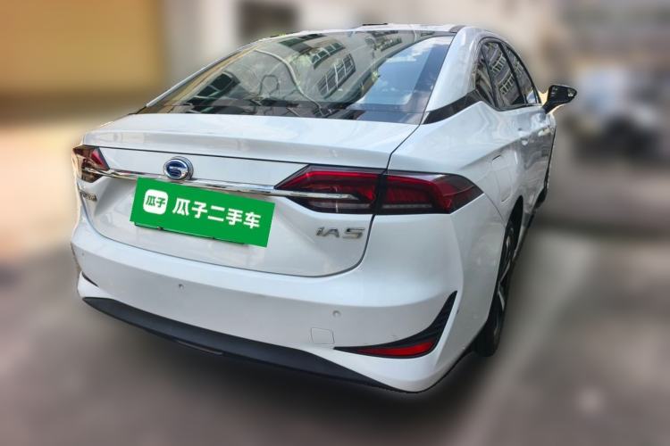 Used GAC Group Toyota iA5 2019 Leading Edition Rear Right 45 Deg