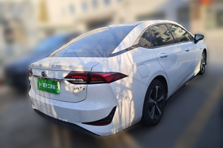 Used GAC Group Toyota iA5 2019 Leading Edition Rear Right 45 Deg