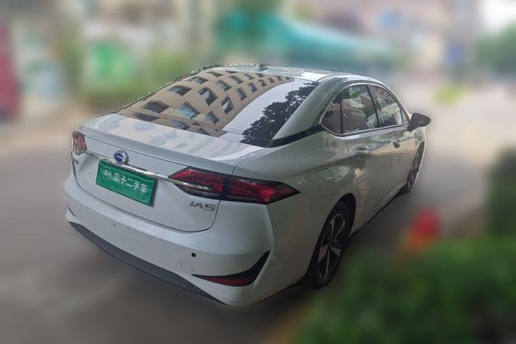 Used GAC Group Toyota iA5 2019 Luxury Edition Rear Right 45 Deg