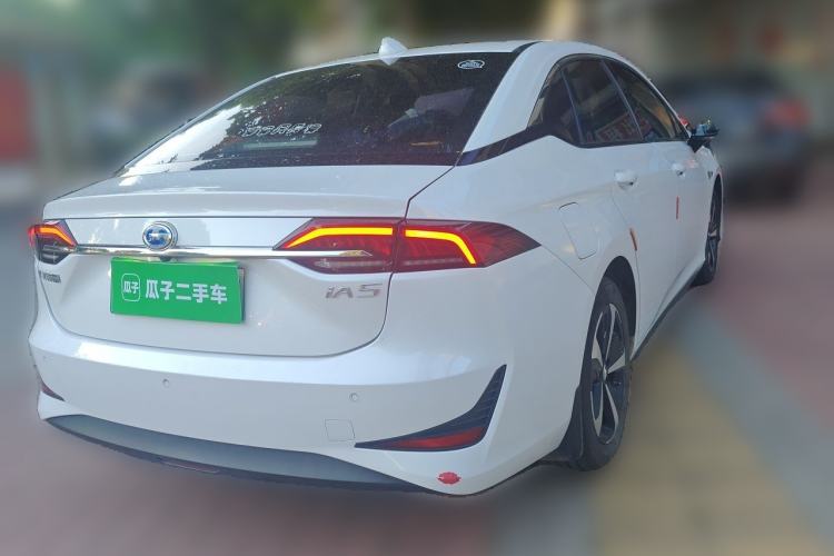 Used GAC Group Toyota iA5 2019 Leading Edition Rear Right 45 Deg