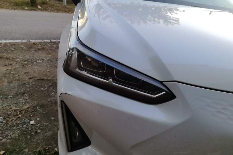 Used GAC Group Toyota iA5 2019 Deluxe Edition Right Front Headlight