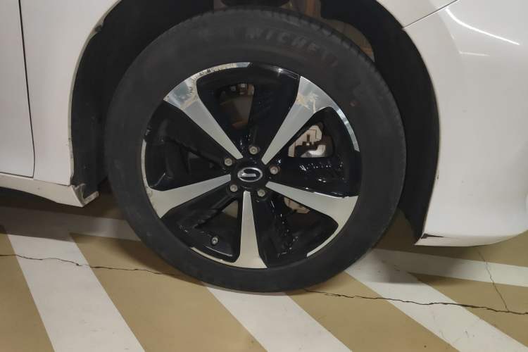 Used GAC Group Toyota iA5 2019 Luxury Edition Right Front Wheel Hub