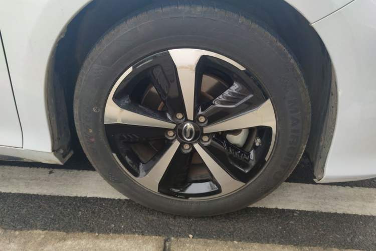 Used GAC Group Toyota iA5 2019 Leading Edition Right Front Wheel Hub