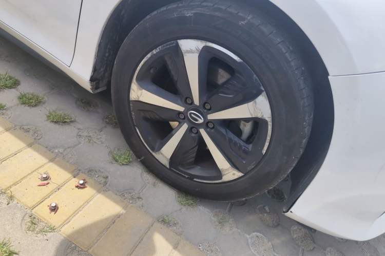 Used GAC Group Toyota iA5 2019 Leading Edition Right Front Wheel Hub