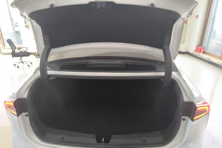 Used GAC Group Toyota iA5 2019 Luxury Edition Trunk