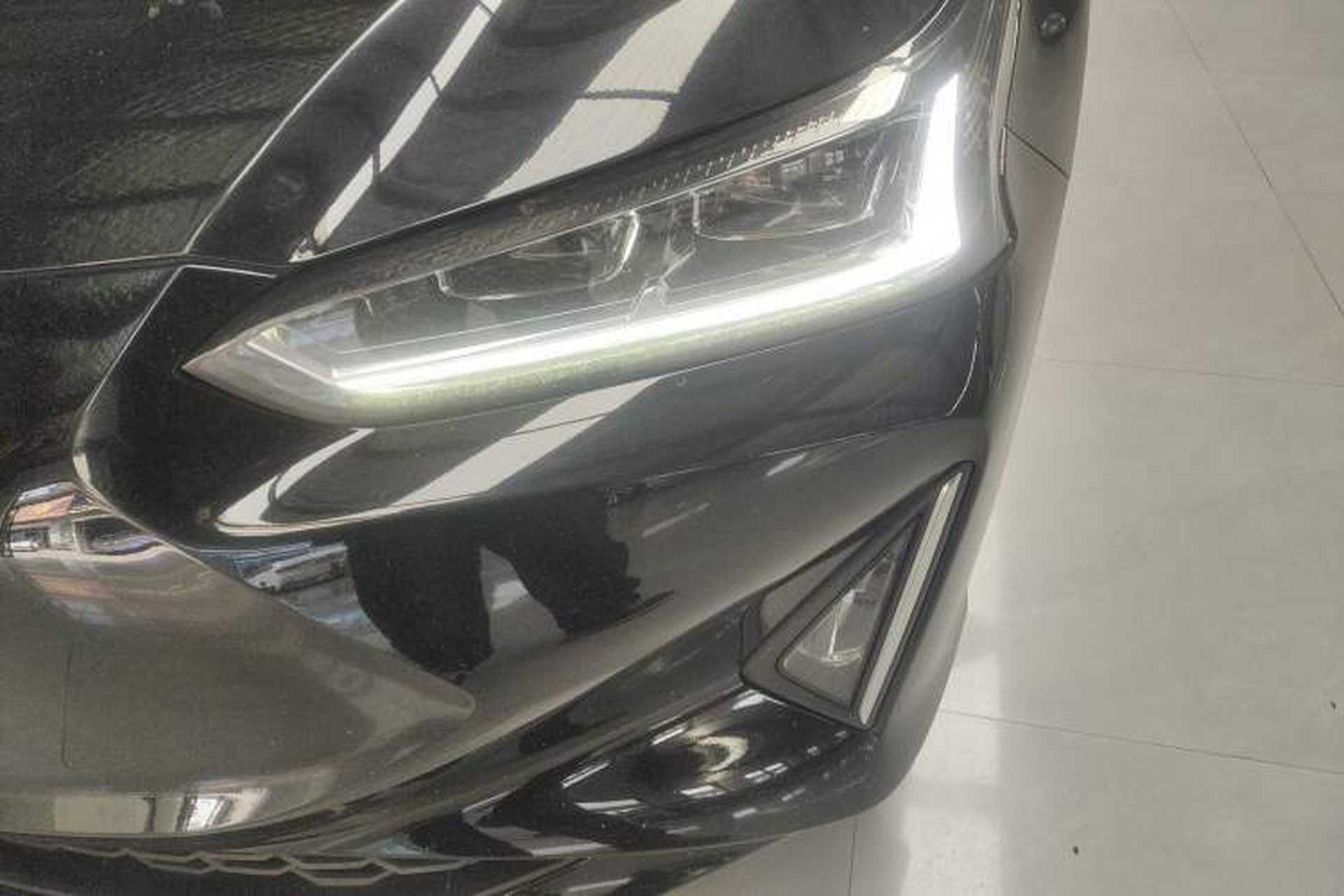 Used GAC Group Toyota iA5 2021 Deluxe Edition Left Front Headlight