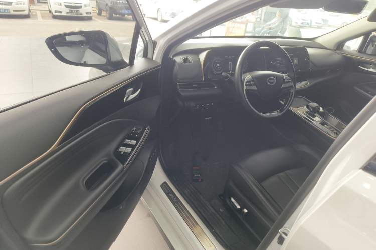 Used GAC Group Toyota iA5 2021 Luxury Edition Driver Seat