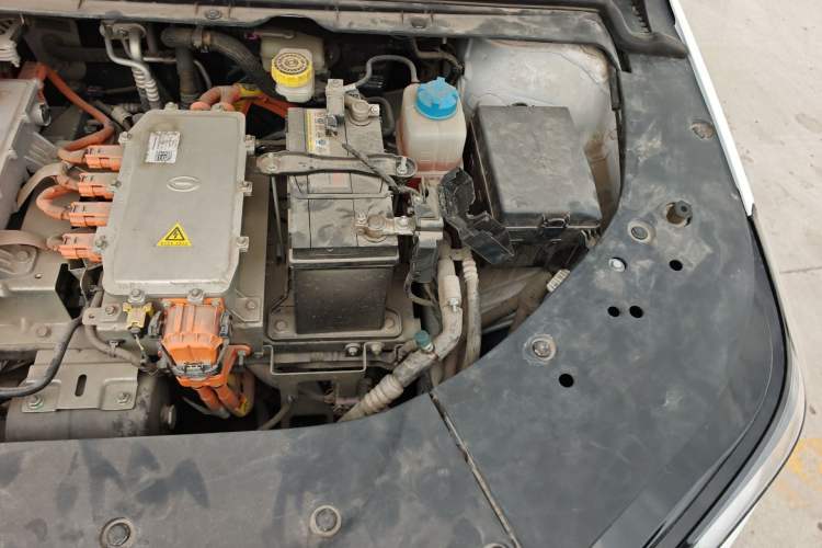 Used GAC Group Toyota iA5 2021 Leading Edition Engine Bay Left