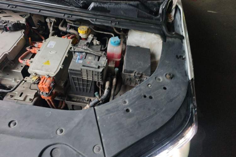 Used GAC Group Toyota iA5 2021 Leading Edition Engine Bay Left
