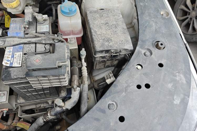 Used GAC Group Toyota iA5 2021 Leading Edition Engine Bay Left
