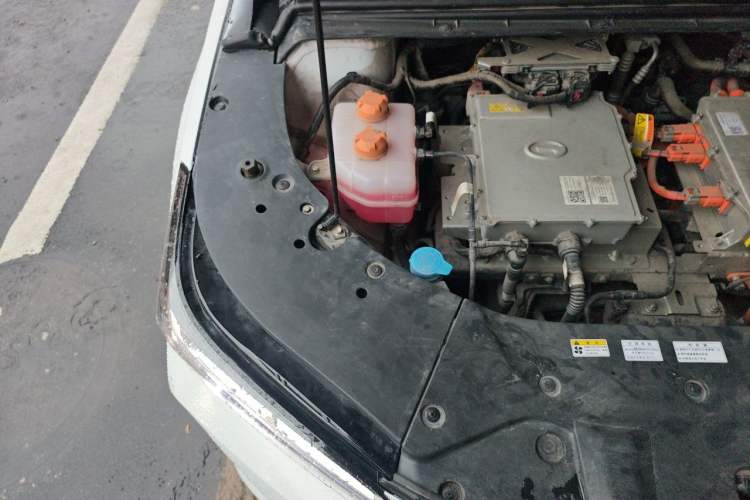 Used GAC Group Toyota iA5 2021 Leading Edition Engine Bay Right