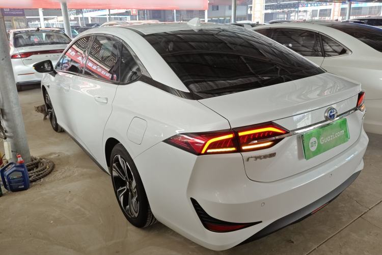Used GAC Group Toyota iA5 2021 Deluxe Edition Exterior 2