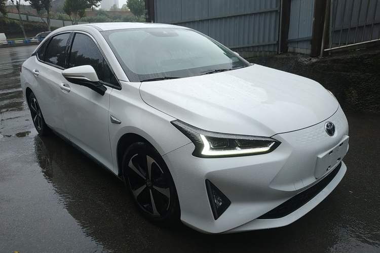 Used GAC Group Toyota iA5 2021 Leading Edition Front Right 45 Deg