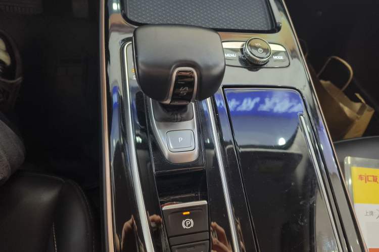 Used GAC Group Toyota iA5 2021 Luxury Edition Gear Lever