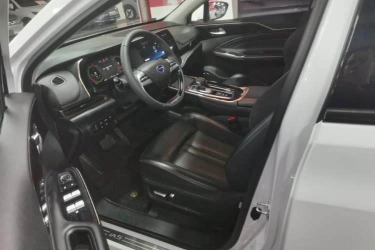 Used GAC Group Toyota iA5 2021 Luxury Edition Left Front Seat