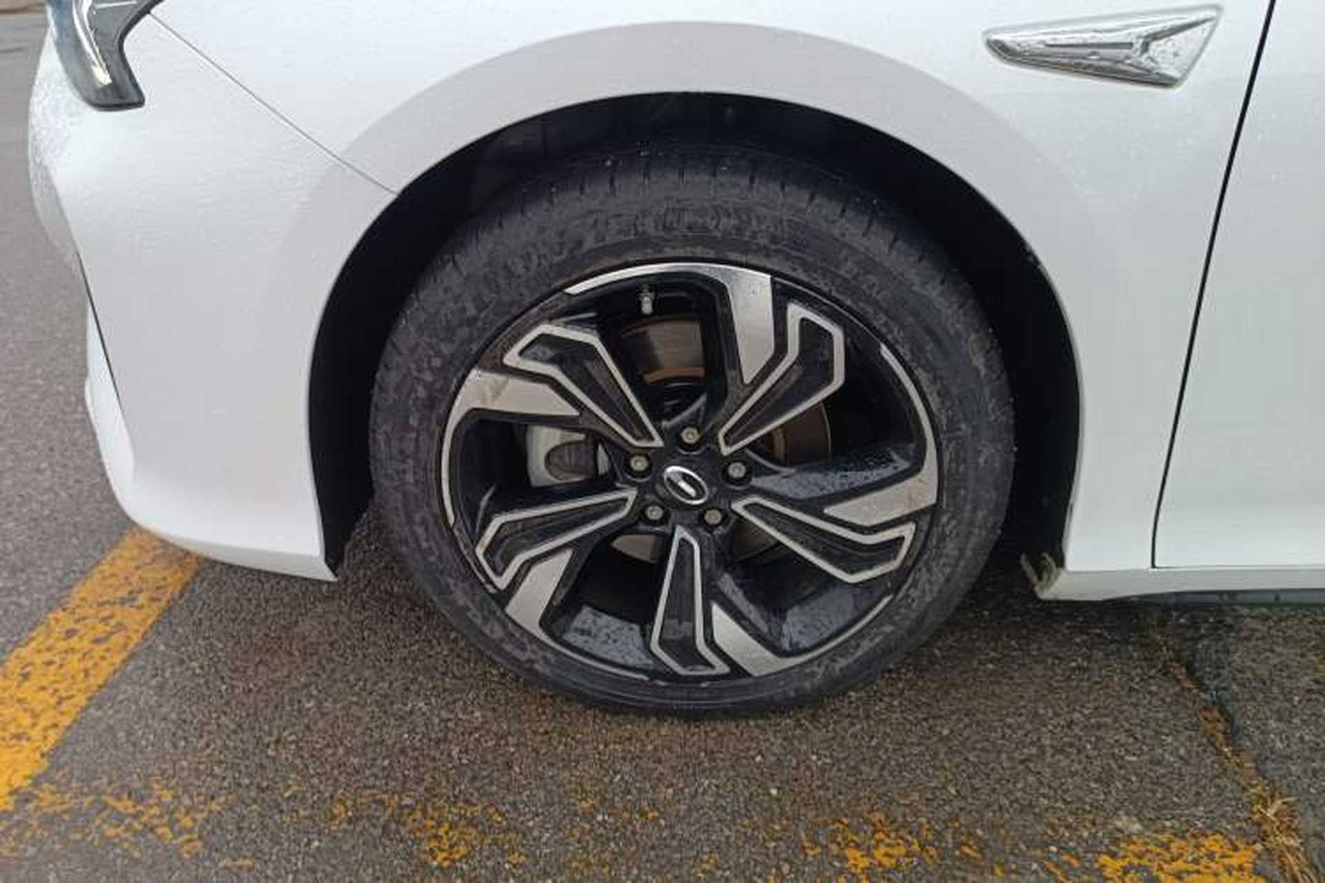 Used GAC Group Toyota iA5 2021 Deluxe Edition Left Front Wheel Hub