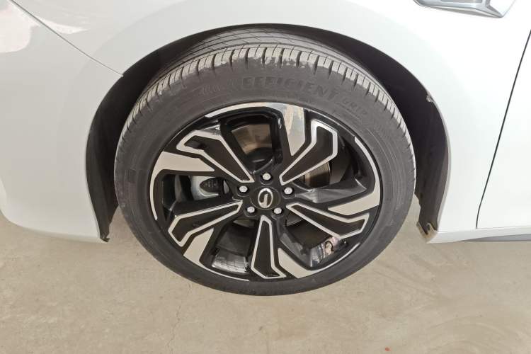 Used GAC Group Toyota iA5 2021 Deluxe Edition Left Front Wheel Hub