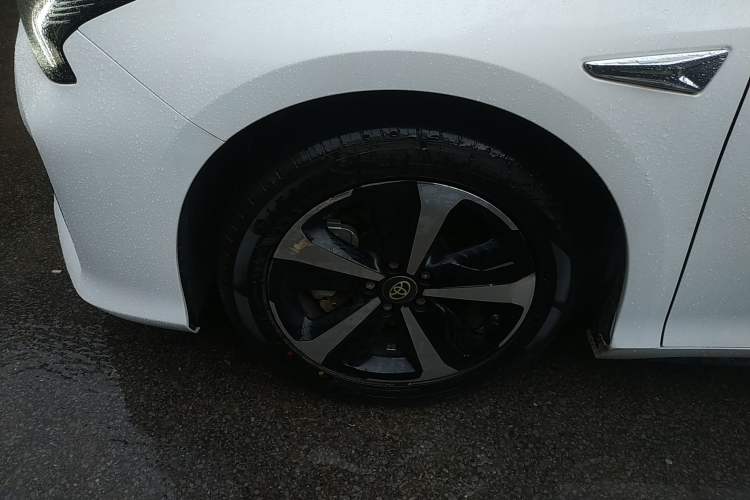 Used GAC Group Toyota iA5 2021 Leading Edition Left Front Wheel Hub