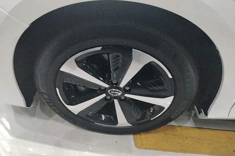 Used GAC Group Toyota iA5 2021 Leading Edition Left Front Wheel Hub