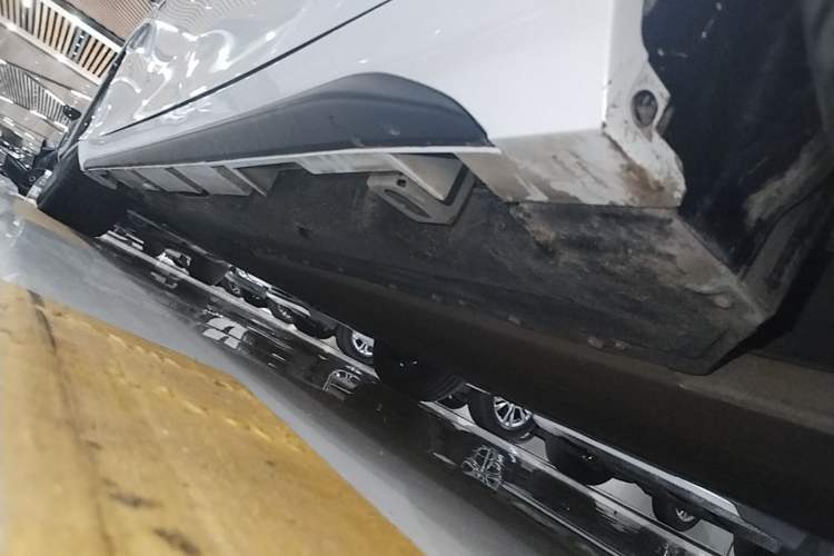 Used GAC Group Toyota iA5 2021 Leading Edition Left Side Sill