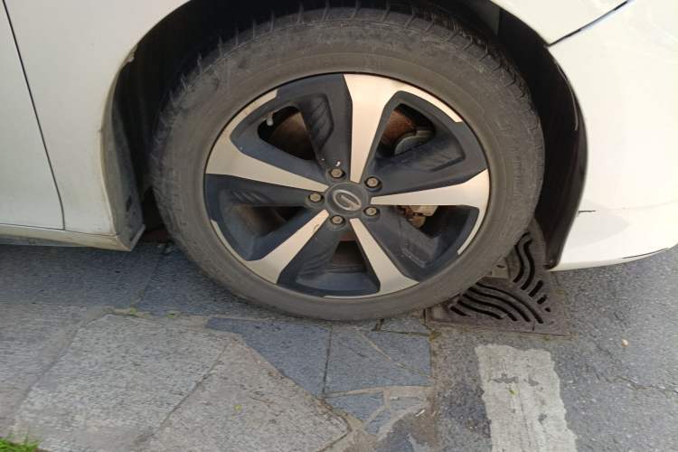 Used GAC Group Toyota iA5 2021 Leading Edition Right Front Wheel Hub