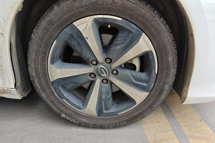 Used GAC Group Toyota iA5 2021 Leading Edition Right Front Wheel Hub