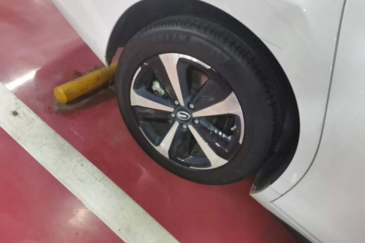 Used GAC Group Toyota iA5 2021 Luxury Edition Right Rear Wheel Hub