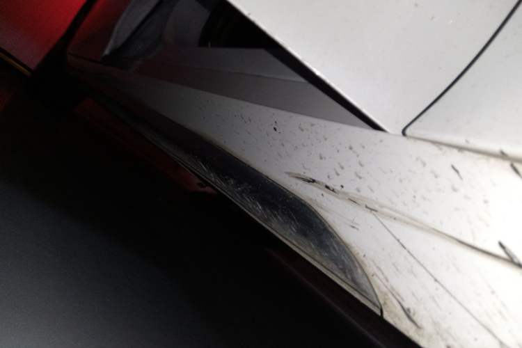 Used GAC Group Toyota iA5 2021 Luxury Edition Right Side Sill