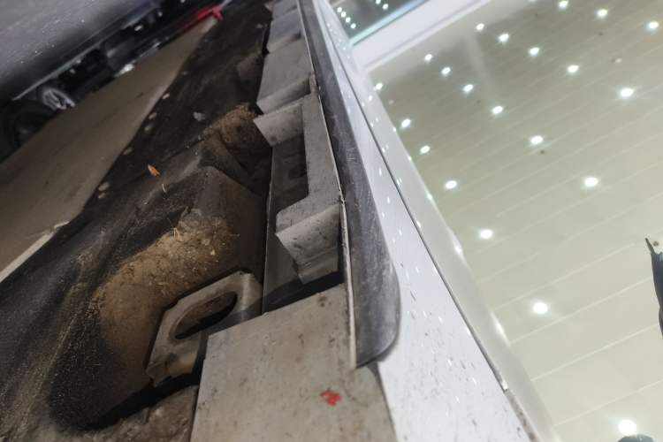 Used GAC Group Toyota iA5 2021 Luxury Edition Right Side Sill