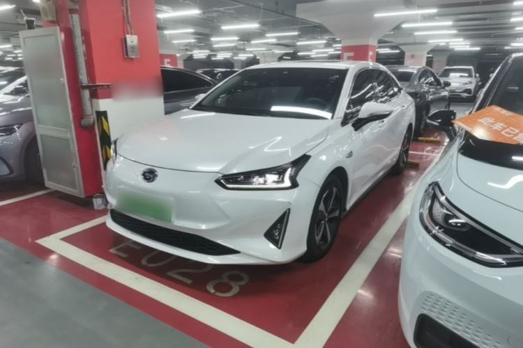 GAC Group Toyota iA5 2021 Luxury Edition مستعملة Guazi used car, China used car export, Used car for sale, Used  cars, Cheapest cars for sale