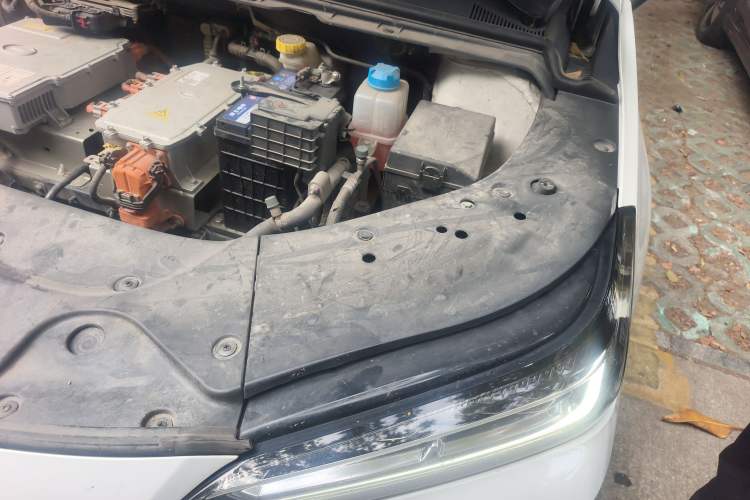 Used GAC Group Toyota iA5 2022 Leading Edition Engine Bay Left