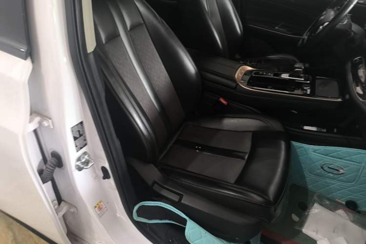 Used GAC Group Toyota iA5 2022 Leading Edition Right Front Seat