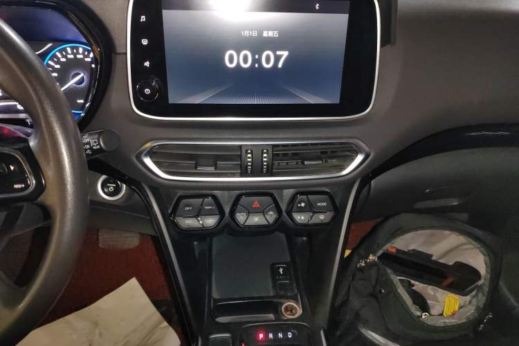 Used GAC Group ix4 2018 Leading Edition Audio And AC Panel