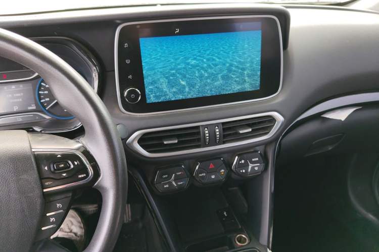 Used GAC Group ix4 2018 Leading Edition Audio And AC Panel