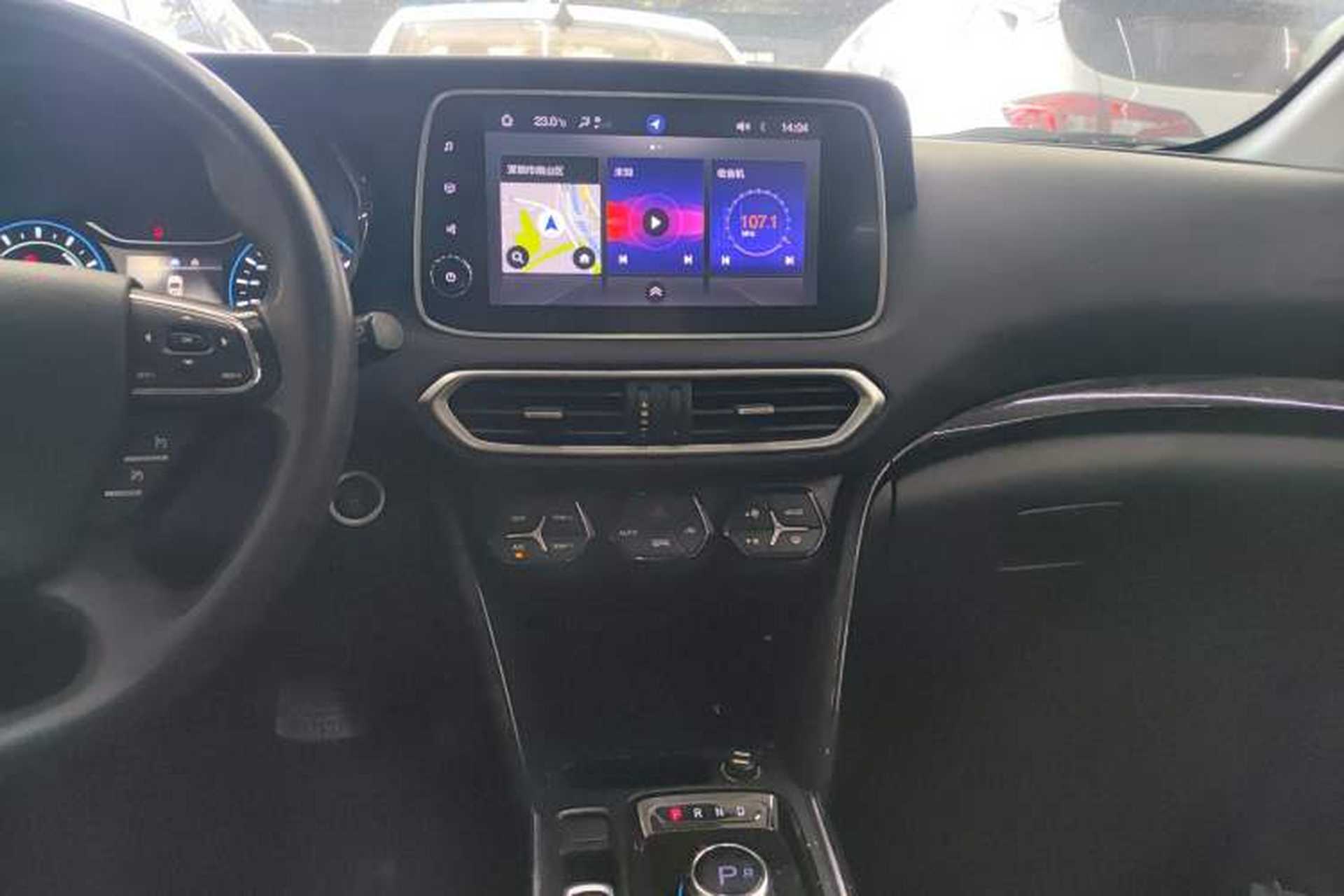 Used GAC Group ix4 2018 Luxury Edition Audio And AC Panel