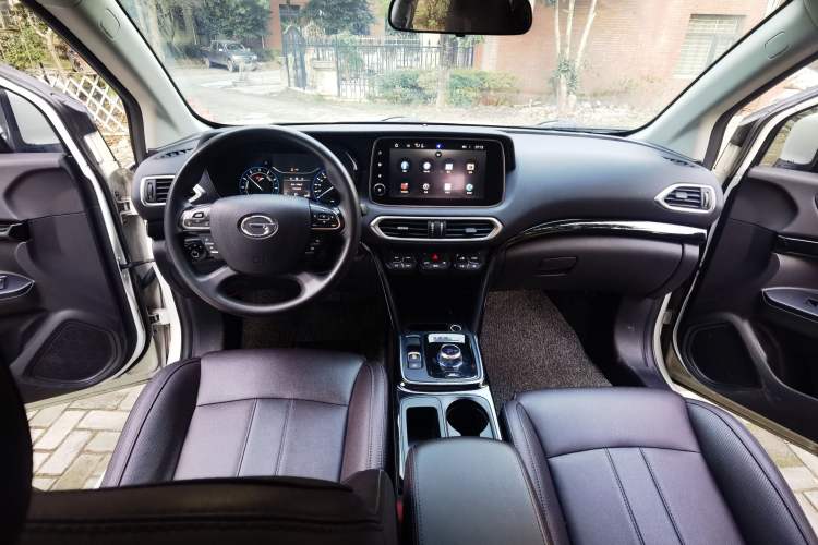 Used GAC Group ix4 2018 Luxury Edition Center Console