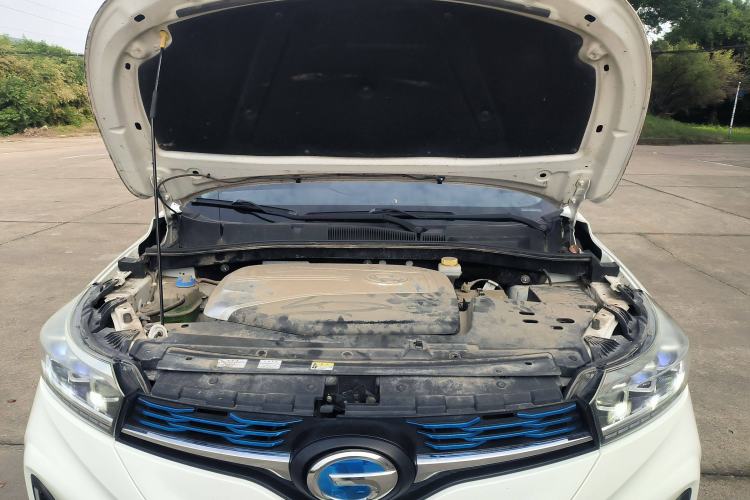 Used GAC Group ix4 2018 Luxury Edition Engine Bay