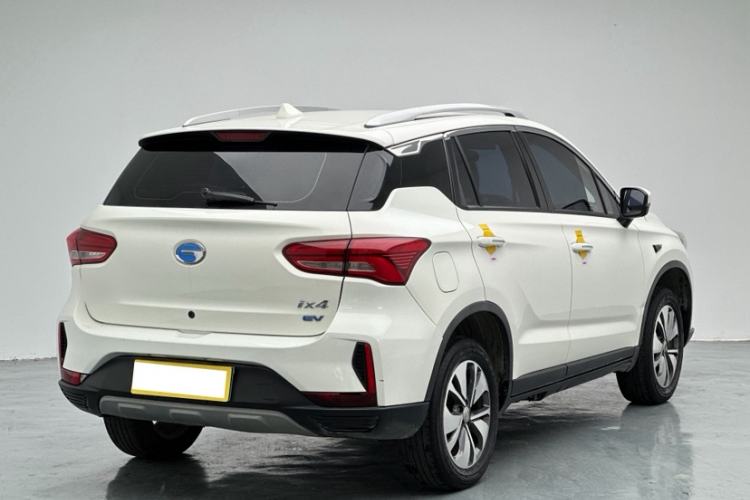 Used GAC Group ix4 2018 Leading Edition Exterior 2