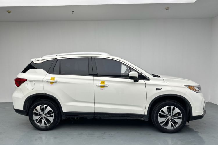 Used GAC Group ix4 2018 Leading Edition Exterior 9