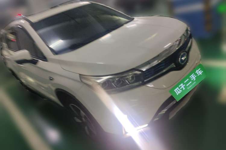 Used GAC Group ix4 2018 Luxury Edition Front Right 45 Deg