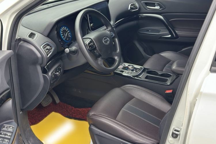 Used GAC Group ix4 2018 Leading Edition Interior 5