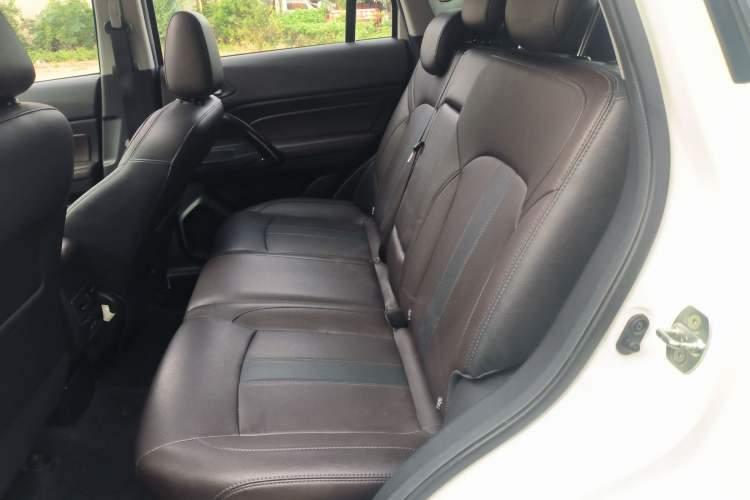 Used GAC Group ix4 2018 Luxury Edition Left Rear Seat