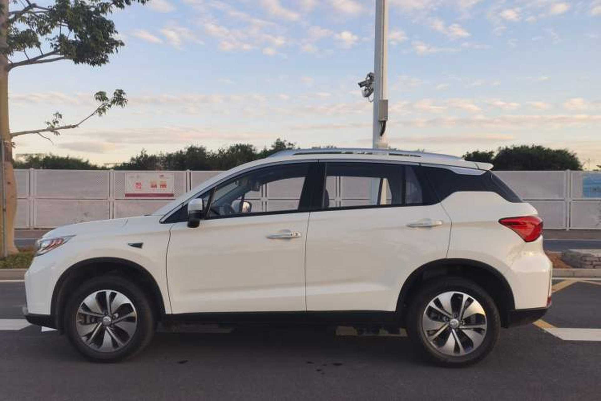 Used GAC Group ix4 2018 Leading Edition Left Side